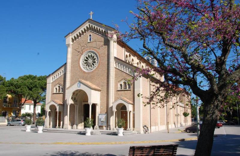 Chiesa di Santa Maria della Neve di Senigallia detta del Portone