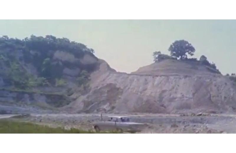 La cava di San Gaudenzio durante le riprese di 'Belva col mitra'