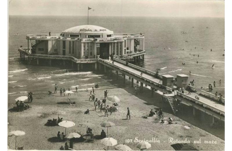 Rotonda a Mare di Senigallia anni '60