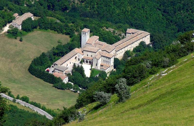 Eremo di Santa Croce di Fonte Avellana, Serra Sant’Abbondio