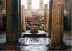 Tonba di S. Nicola a Myra